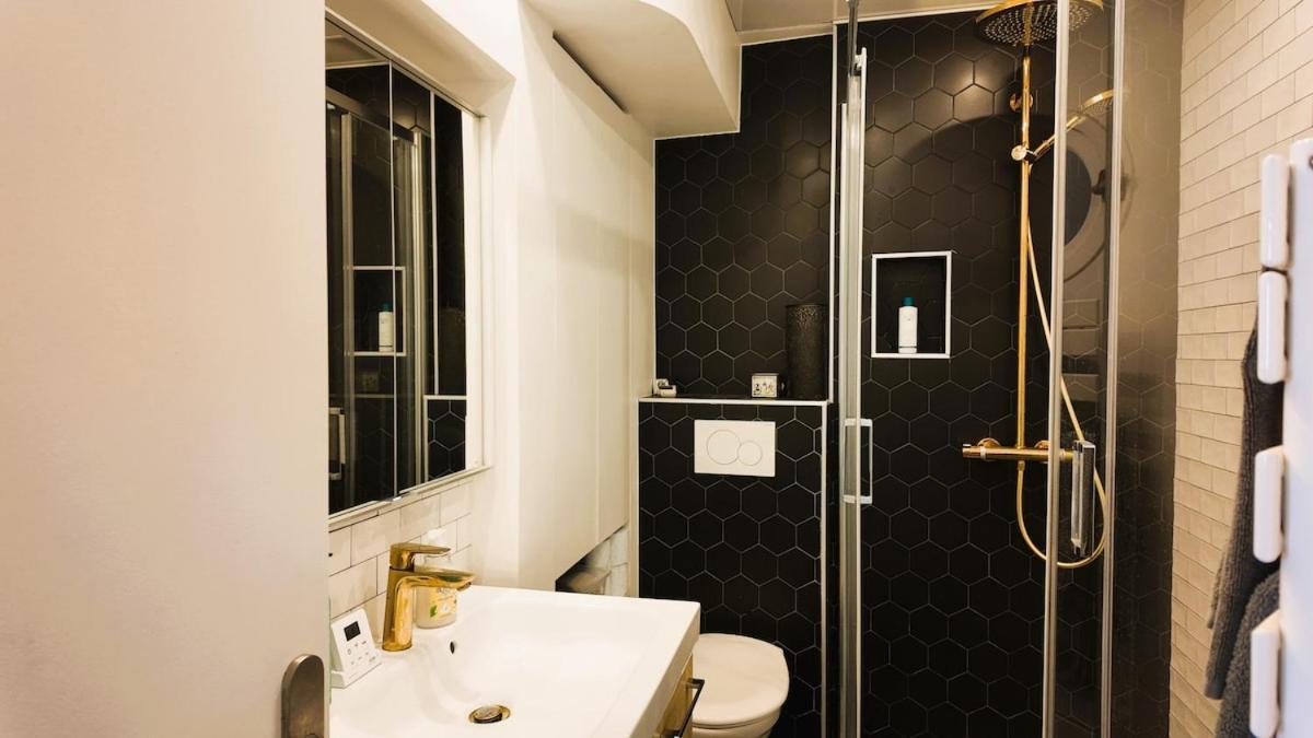 Comfortable - Canal St Martin Appartamento